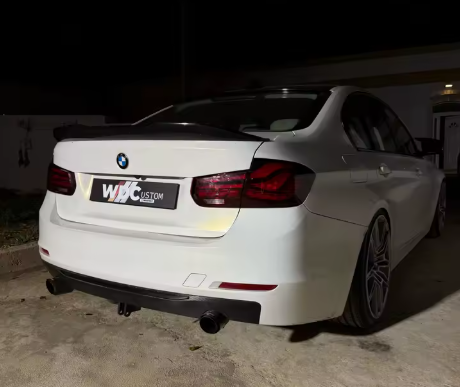 Conjunto de lanternas traseiras para BMW Série 3 2013-2018 F30 F80 M3 com LEDs, design M4 GTS, 320 325i e piscas sequenciais em LED.